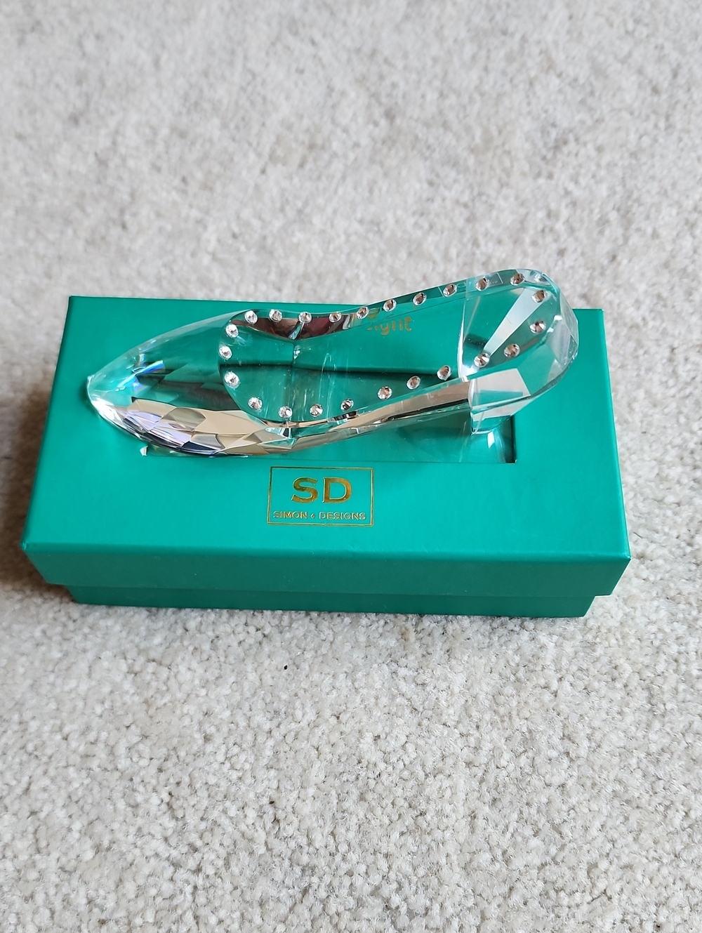 Simon Design Clear Crystal Decorative Shoe Paperweight